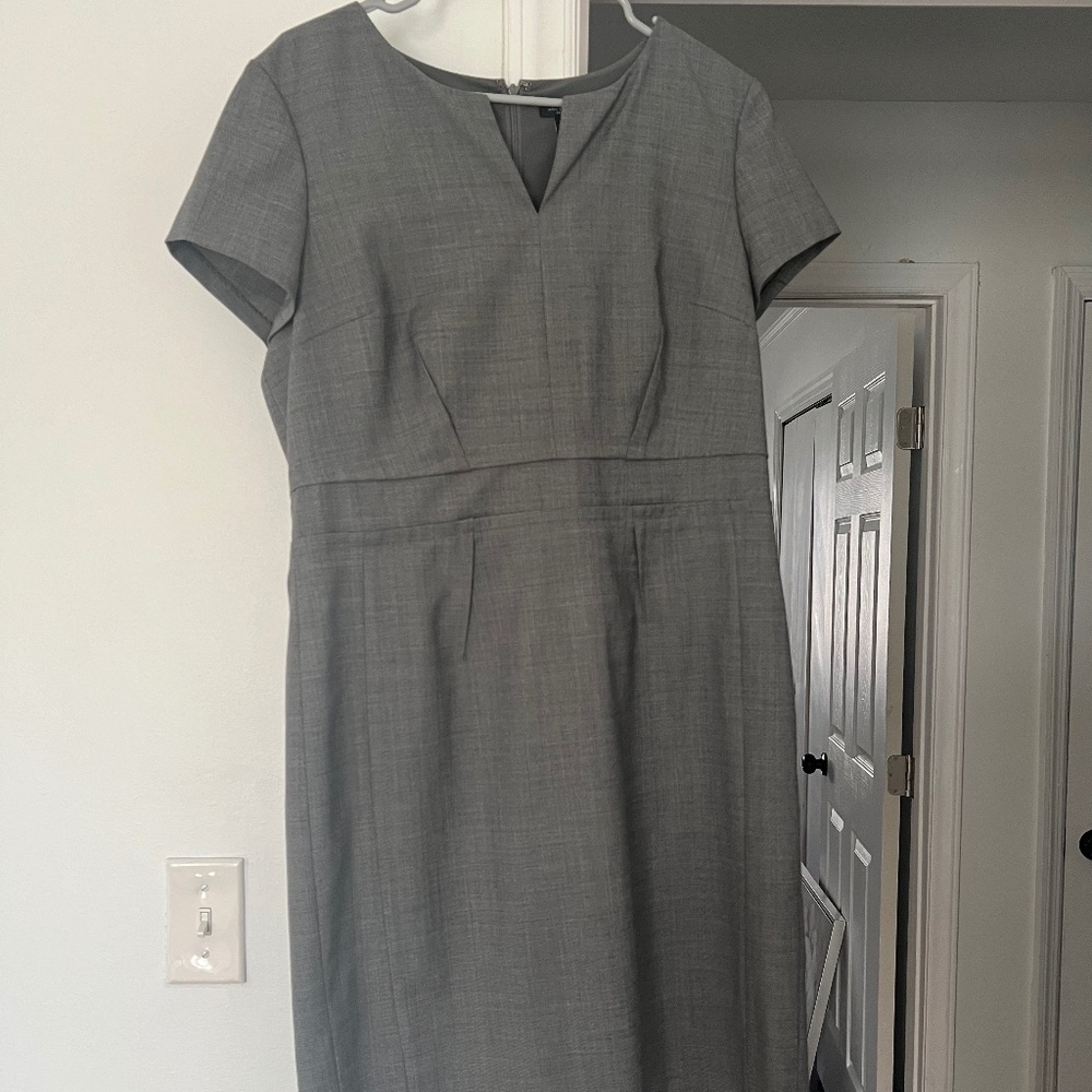 Ann Taylor Charcoal Gray Suit Dress Size 14P